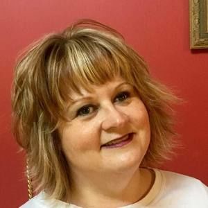 Meet your Posher, Beth